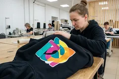 DTF на тёмной ткани — макро