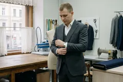 Костюм-тройка индивидуального пошива