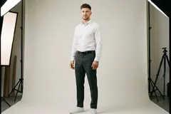 Мужские брюки на модели